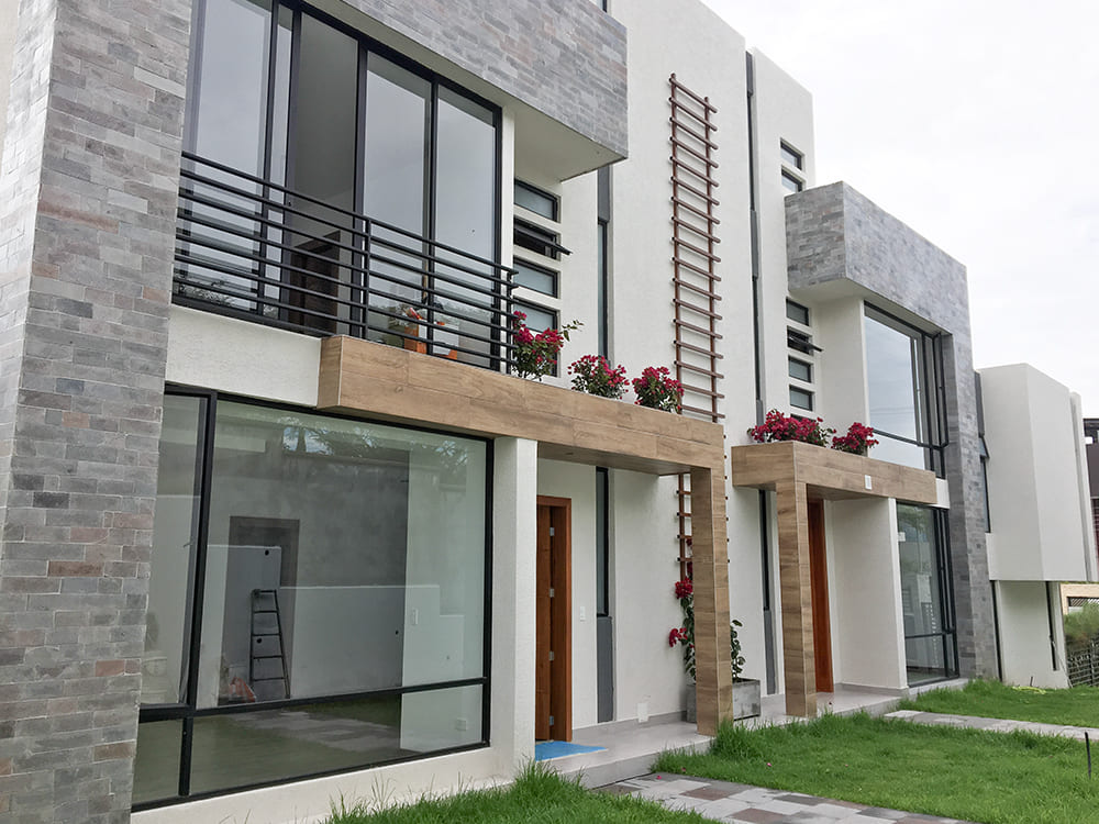 casas y conjuntos construcción ecuador